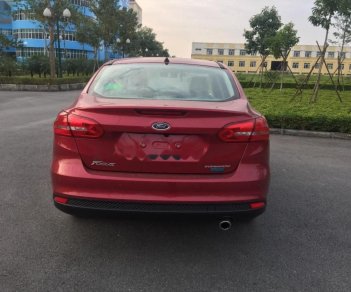 Ford Focus Titanium 1.5L 2018 - Bán Ford Focus Titanium 1.5L sản xuất 2018, màu đỏ