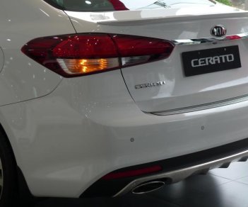 Kia Cerato AT 1.6 2018 - Bán Kia Cerato - hỗ trợ vay trả góp 90% giá trị xe - LH: 0986530504