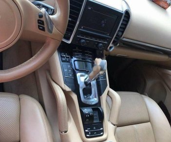 Porsche Cayenne 2013 - Cần bán xe Porsche Cayenne sản xuất 2013, màu đen, nhập khẩu nguyên chiếc giá cạnh tranh