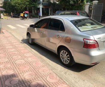 Toyota Vios  1.5 E  2011 - Bán ô tô Toyota Vios 1.5 E đời 2011, màu bạc, giá tốt