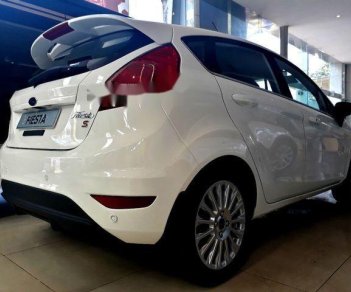 Ford Fiesta   Sport 1.5L AT 2018 - Bán xe Ford Fiesta Sport 1.5L AT sản xuất 2018, màu trắng