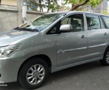 Toyota Innova MT 2014 - Cần bán Toyota Innova MT sản xuất năm 2014, màu bạc, nhập khẩu chính chủ