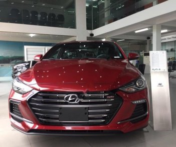 Hyundai Elantra 2018 - Bán Hyundai Elantra sản xuất 2018, màu đỏ