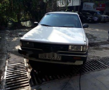 Nissan Bluebird 1992 - Cần bán lại xe Nissan Bluebird năm sản xuất 1992, màu trắng, giá tốt