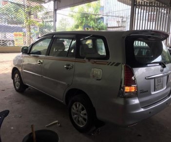 Toyota Innova G 2010 - Bán Toyota Innova G sản xuất 2010, màu bạc giá cạnh tranh