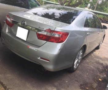 Toyota Camry 2.5G 2013 - Cần bán lại xe Toyota Camry 2.5G 2013, màu bạc số tự động