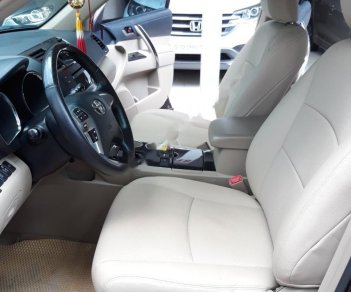 Toyota Highlander 2011 - Bán Toyota Highlander năm sản xuất 2011, nhập khẩu nguyên chiếc