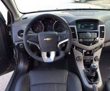 Chevrolet Cruze   LT  2018 - Bán Chevrolet Cruze LT năm 2018, màu bạc, giao xe ngay
