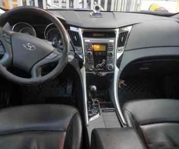 Hyundai Sonata TC 2011 - Bán ô tô Hyundai Sonata TC năm sản xuất 2011, màu đen, xe nhập chính chủ, 550tr