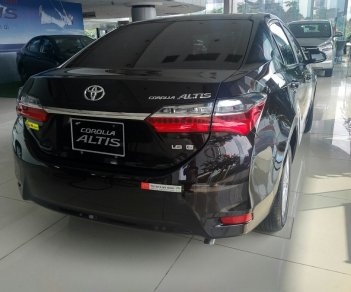 Toyota Corolla altis 1.8E CVT 2018 - Bán Toyota Corolla Altis 1.8E CVT 2018 - màu nâu - Hỗ trợ trả góp 90%, bảo hành chính hãng 3 năm/Hotline: 0898.16.8118