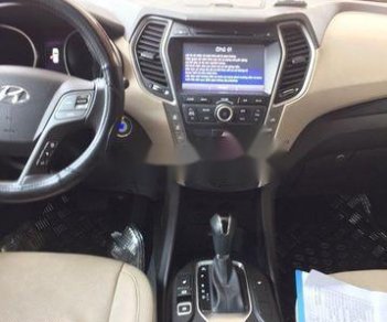 Hyundai Santa Fe   2.2AT 4WD  2016 - Bán xe Hyundai Santa Fe 2.2AT 4WD đời 2016 như mới