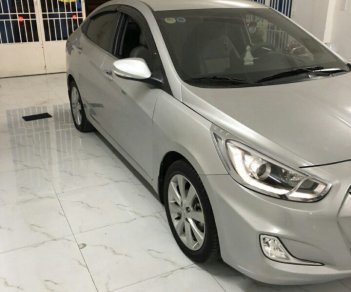 Hyundai Accent Blue 1.4AT 2013 - Bán Hyundai Accent Blue 1.4AT màu bạc, nhập Hàn Quốc 2013, xe đẹp đi ít