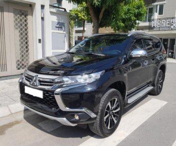 Mitsubishi Pajero Sport 3.0G 4x2 AT 2017 - Cần bán Mitsubishi Pajero Sport 3.0G 4x2 AT đời 2017, màu đen, nhập khẩu 