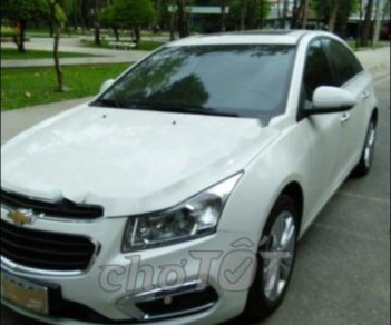 Chevrolet Cruze 2016 - Bán xe Chevrolet Cruze sản xuất 2016, màu trắng số tự động giá cạnh tranh