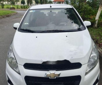 Chevrolet Spark 2015 - Cần bán lại xe Chevrolet Spark 2015, màu trắng