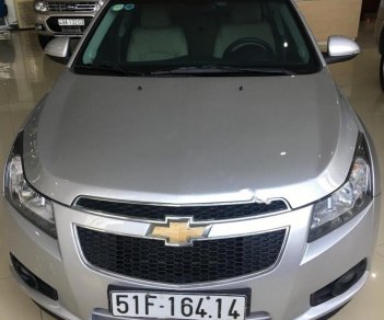 Chevrolet Cruze LS 1.6 MT 2015 - Bán xe Chevrolet Cruze LS 1.6 MT sản xuất năm 2015, giá chỉ 418 triệu