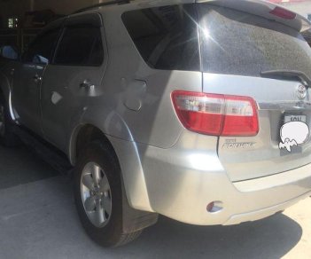 Toyota Fortuner 2010 - Bán ô tô Toyota Fortuner đời 2010, màu bạc, giá tốt