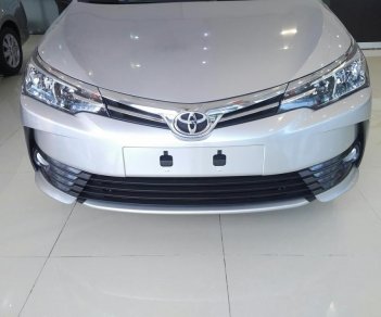 Toyota Corolla altis 1.8E CVT 2018 - Bán Toyota Corolla ALTIS 1.8E CVT 2018 - màu bạc - Hỗ trợ trả góp 90%, bảo hành chính hãng 3 năm/Hotline: 0898.16.8118