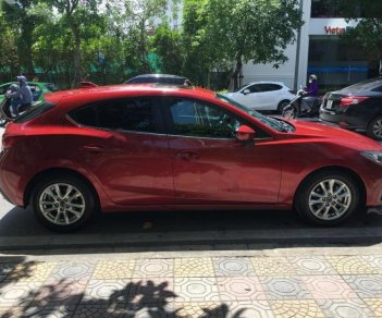 Mazda 3 1.5 AT 2015 - Bán Mazda 3 1.5 AT 2015, màu đỏ xe gia đình, giá tốt