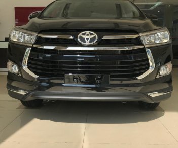 Toyota Innova Venturer 2018 - Bán Toyota Innova Venturer 2018 màu đen - Hỗ trợ trả góp 90%, bảo hành chính hãng 3 năm/Hotline: 0898.16.8118