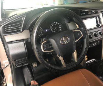 Toyota Innova 2017 - Bán xe Toyota Innova năm sản xuất 2017