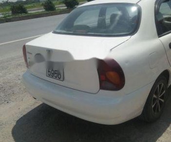 Daewoo Lanos 2004 - Bán ô tô Daewoo Lanos đời 2004, màu trắng