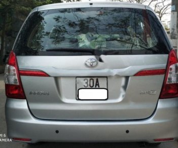 Toyota Innova MT 2014 - Cần bán Toyota Innova MT sản xuất năm 2014, màu bạc, nhập khẩu chính chủ