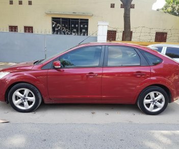 Ford Focus 1.8AT  2011 - Bán xe Ford Focus năm sản xuất 2011, màu đỏ