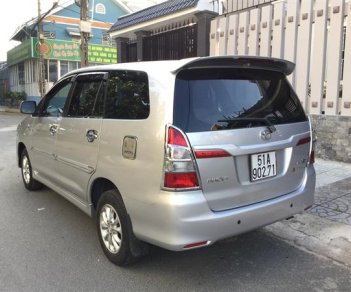 Toyota Innova E 2014 - Cần bán Toyota Innova E đời 2014, màu bạc