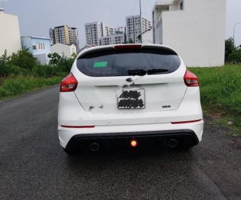 Ford Focus Trend 1.5L 2018 - Bán Ford Focus Trend 1.5L năm sản xuất 2018, màu trắng, 725tr