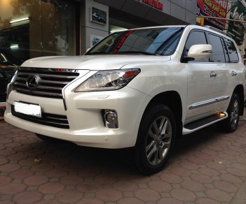 Lexus LX 570 2013 - Cần bán Lexus LX 570 2013, màu trắng, xe nhập Mỹ, biển Hà Nội