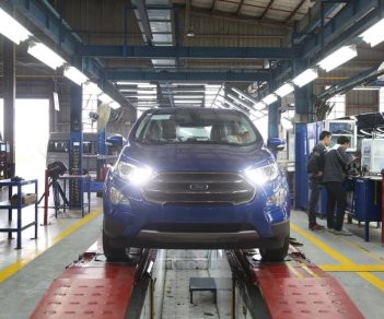 Ford EcoSport 2018 - Bán Ford Ecosport 2018 giao ngay, đủ màu, giảm cực mạnh, hỗ trợ 85% 6 năm. LH: 0979572297