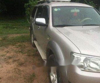 Ford Everest 2009 - Bán ô tô Ford Everest đời 2009, màu bạc xe gia đình, giá chỉ 420 triệu