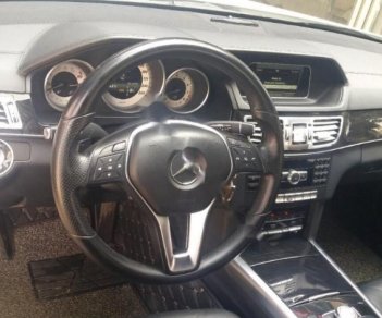 Mercedes-Benz E class E250 2014 - Bán Mercedes E250 năm 2014, màu trắng