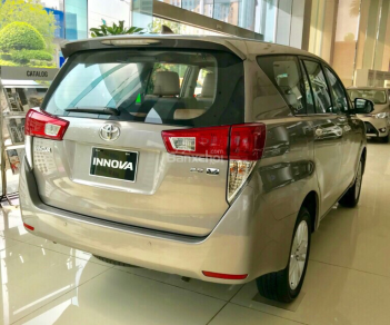 Toyota Innova 2.0G 2017 - Bán Innova 2017 giảm sâu + 1 năm bảo hiểm + nhiều phụ kiện