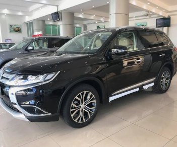 Mitsubishi Outlander 2.0 CVT Premium 2018 - Bán Mitsubishi 2.0 CVT Premium đời 2018, giá tốt