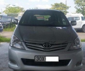 Toyota Innova G 2010 - Cần bán xe Toyota Innova G 2010, màu bạc chính chủ