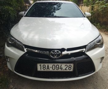 Toyota Camry SE 2.5 AT 2015 - Bán Toyota Camry SE 2.5 AT sản xuất năm 2015, màu trắng, nhập khẩu nguyên chiếc