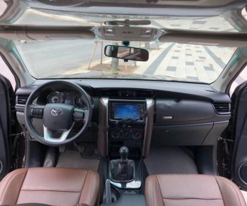 Toyota Fortuner 2.4G 4x2 MT 2017 - Bán Toyota Fortuner 2.4G năm 2017, màu nâu, nhập khẩu nguyên chiếc số sàn