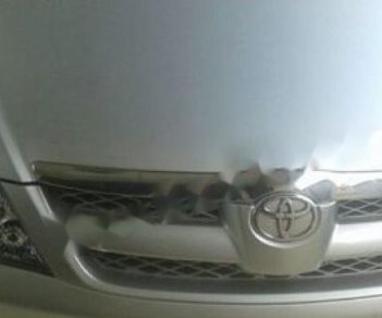 Toyota Innova G 2008 - Cần bán lại xe Toyota Innova G đời 2008, màu bạc xe gia đình, giá tốt