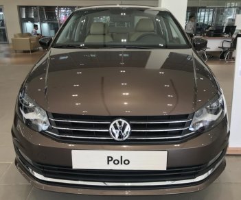 Volkswagen Polo 2017 - Bán xe Volkswagen Polo Sedan 2018, màu nâu, nhập khẩu - LH 0967.335.988