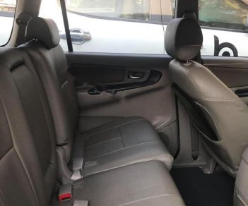 Toyota Innova 2016 - Bán xe Toyota Innova năm 2016, màu bạc số sàn, 659 triệu