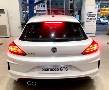 Volkswagen Scirocco 2017 - Bán xe Volkswagen Scirocco 2.0L TSI đời 2018, màu trắng, nhập khẩu