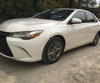 Toyota Camry SE 2.5 AT 2015 - Bán Toyota Camry SE 2.5 AT sản xuất năm 2015, màu trắng, nhập khẩu nguyên chiếc