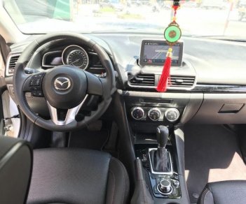 Mazda 3 1.5 AT 2017 - Bán Mazda 3 1.5 AT đời 2017, màu trắng, 650 triệu
