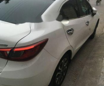 Mazda 2 2016 - Cần bán gấp Mazda 2 2016, màu trắng như mới, giá chỉ 510 triệu