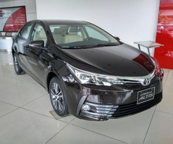 Toyota Corolla altis 1.8G CVT 2018 - Bán Toyota Corolla Altis 1.8G CVT 2018 - màu nâu, bản full option - Xe giao ngay. Hotline: 0898.16.8118