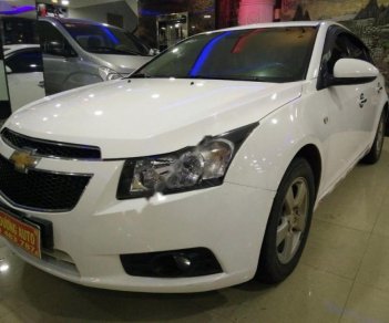 Chevrolet Cruze LS 1.6 MT 2012 - Cần bán Chevrolet Cruze LS 1.6 MT năm sản xuất 2012, màu trắng xe gia đình, 385 triệu