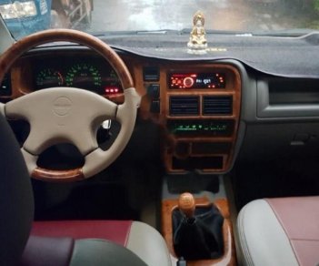 Isuzu Hi lander 2.5 MT 2006 - Cần bán lại xe Isuzu Hi lander 2.5 MT đời 2006, màu bạc