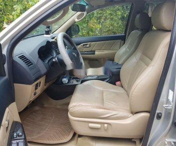 Toyota Fortuner   2014 - Bán Toyota Fortuner năm 2014, màu bạc chính chủ, giá 750tr